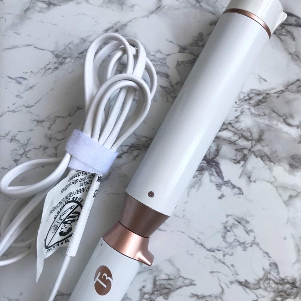 T3 Curling Barrel Wand 1.5” + Convertible Base